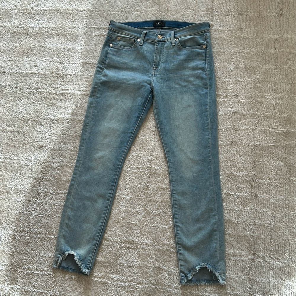 7 for All Mankind Jeans | The Skinny Ankle | Size 29 | Light wash, raw hem